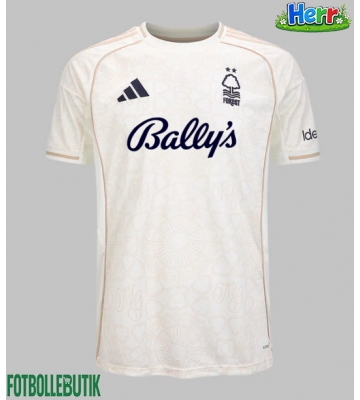 Nottingham Forest Bortatröja 2025-26 Kortärmad